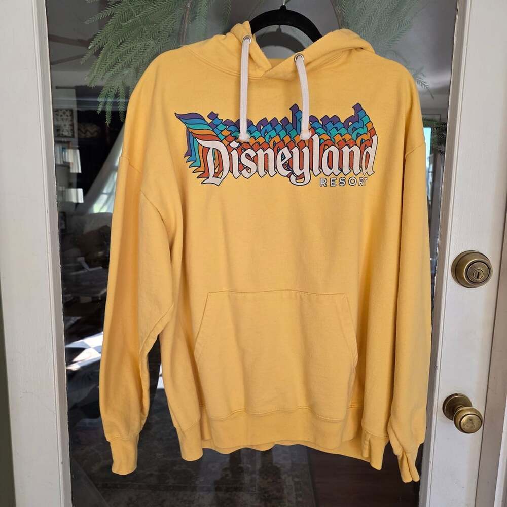 Disney Disneyland Resort Hoodie Adult Size XL Yellow Pullover Sweatshirt